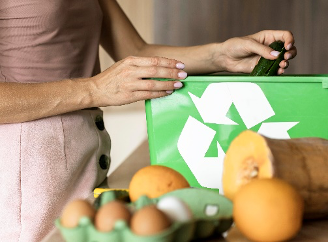Source: https://www.freepik.com/free-photo/woman-recycling-vegetable-leftovers_10079632.htm